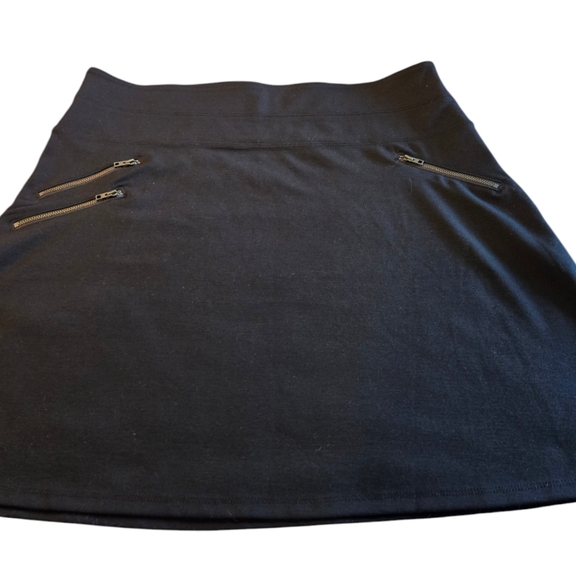 Athleta Black Skirt Size 14 - Picture 1 of 16